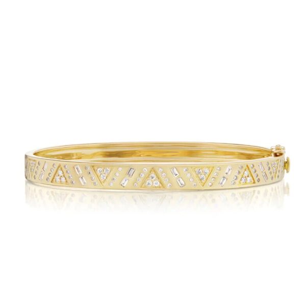 Stardust Bangle in 18K Yellow Gold