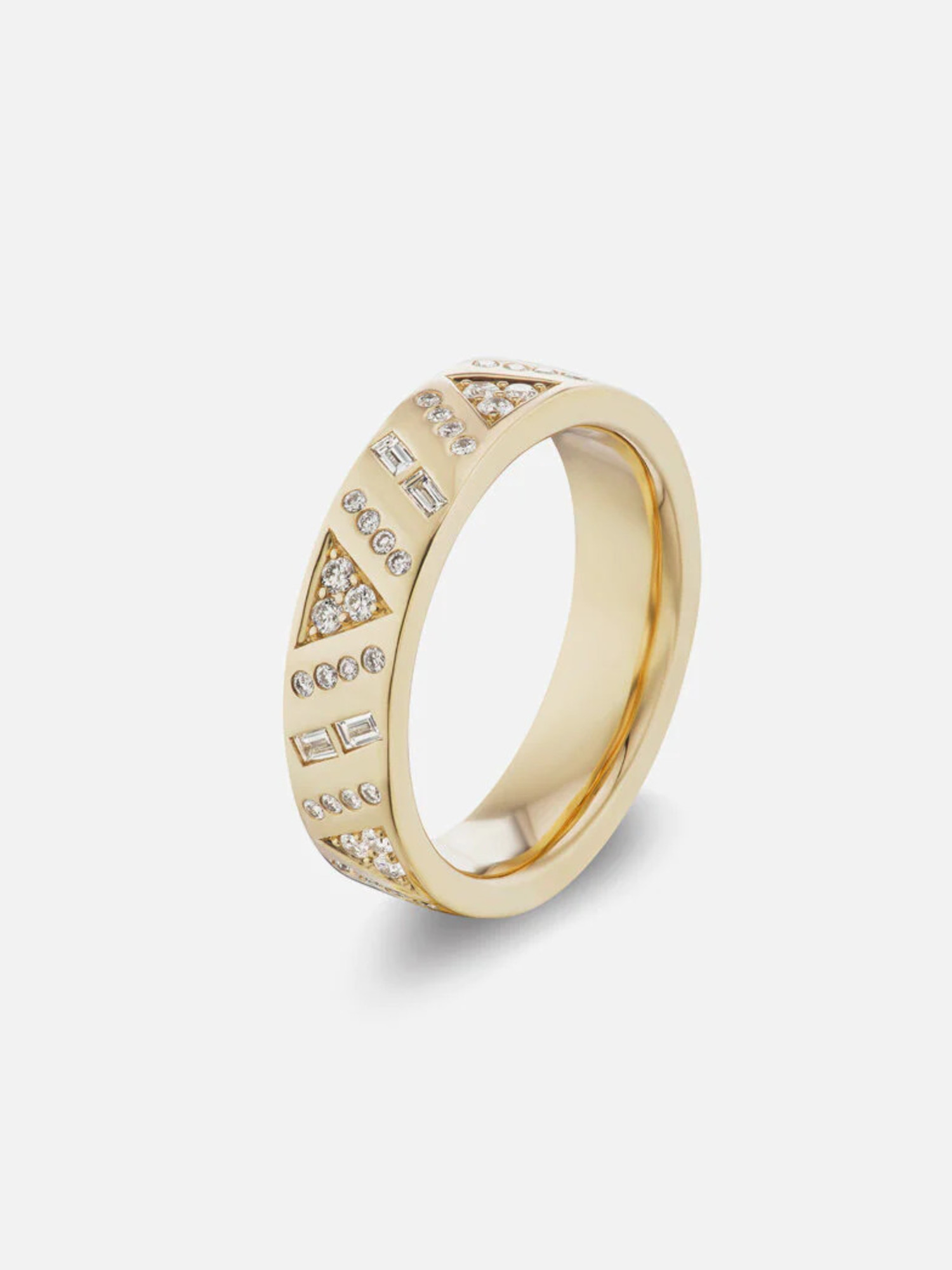 Diamond Stardust Stacking Band in 18K Yellow Gold