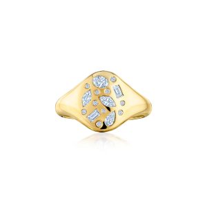Small Diamond Cobblestone Signet Ring in 18K Yellow Gold - Size 6